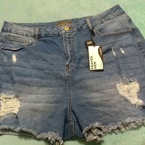 Rue+ Frayed Hem Jean Shorts